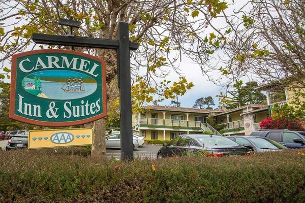 Vendange Carmel Inn Suites — Property