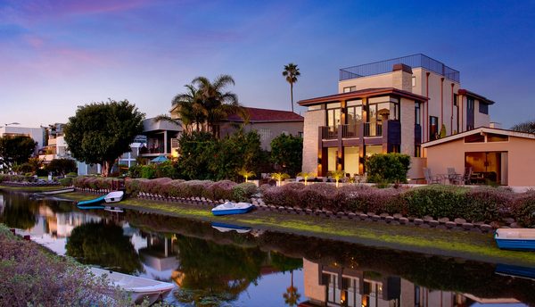 Venice Beach Eco Cottages Los Angeles California — Property