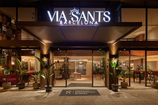 Via Sants Hotel Barcelona Tapestry Collection by Hilton Barcelona Catalonia — Property