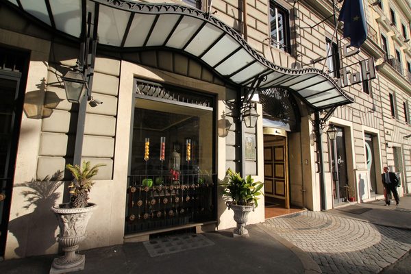 Via Veneto Luxury Suites — Property