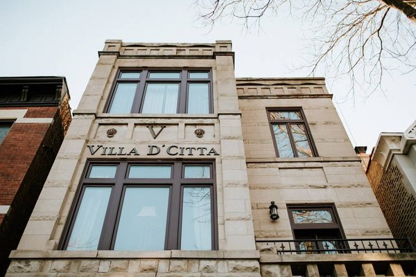 Villa D Citta Chicago Illinois — Property