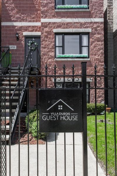 Villa Dubois Guest House Chicago Illinois — Property
