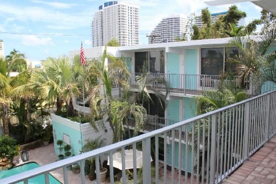Villa Venice Men s Resort — Property