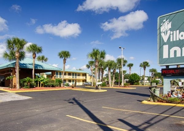 Village Inn of Destin — Property
