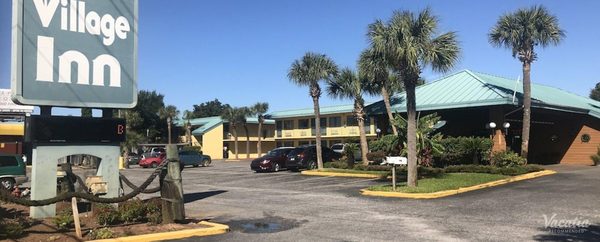 Village Inn of Destin — Property
