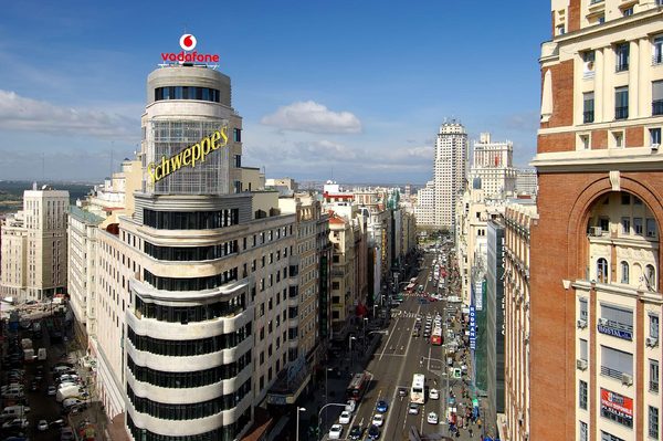 Vincci Capitol Hotel — Property