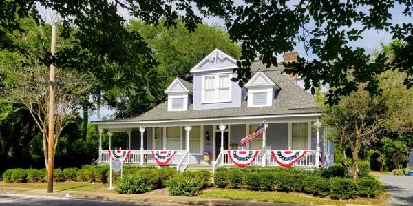 Violet Hill Bed And Breakfast — Property