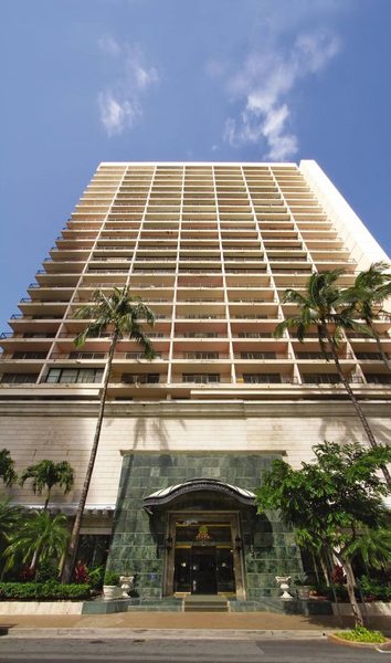 Waikiki Garden Villa — Property