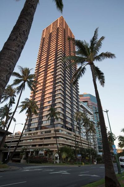Waikiki Monarch Hotel — Property
