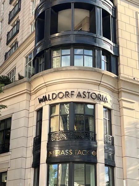 Waldorf Astoria Chicago Chicago Illinois — Property