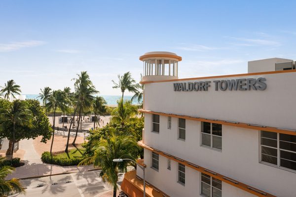 Waldorf Towers South Beach Miami Beach Florida — Property