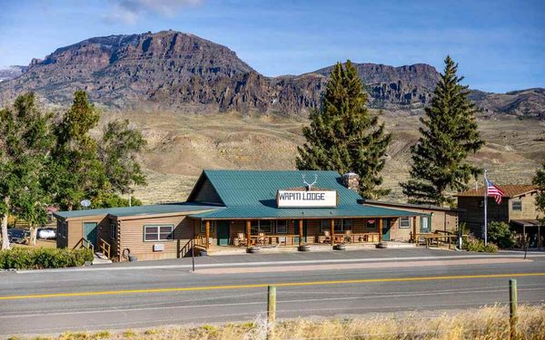 Wapiti Lodge — Property