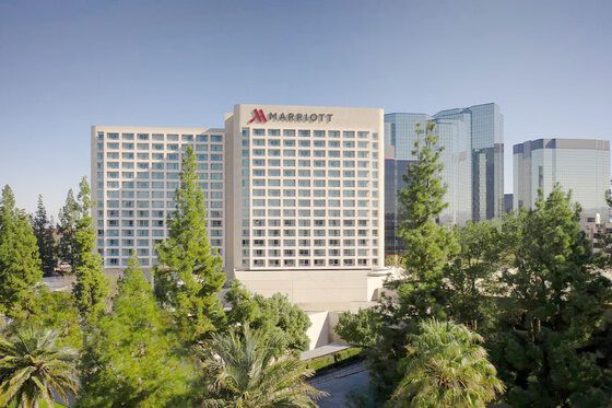 Warner Center Marriott Woodland Hills — Property