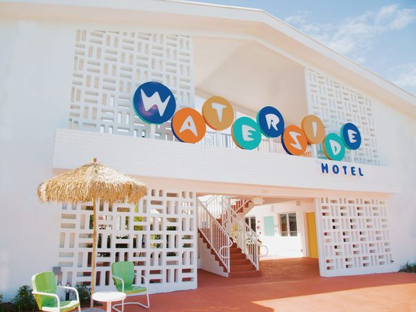 Waterside Hotel Miami Beach Florida — Property