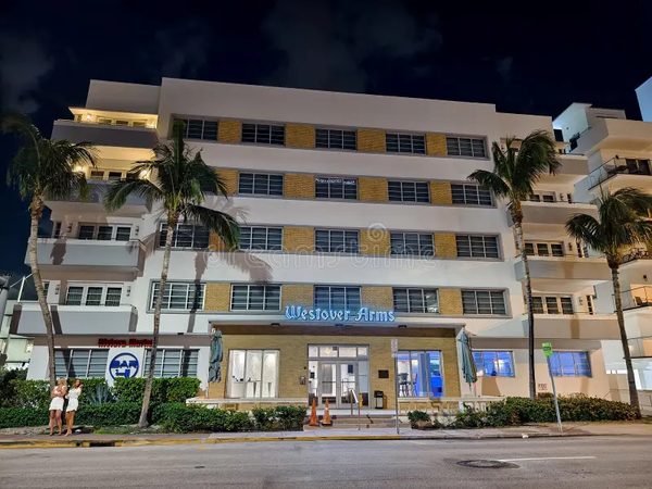 Westover Arms Hotel Miami Beach Florida — Property