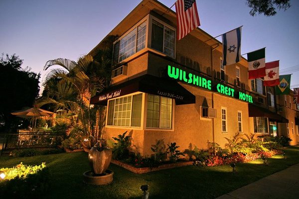 Wilshire Crest Hotel Los Angeles California — Property