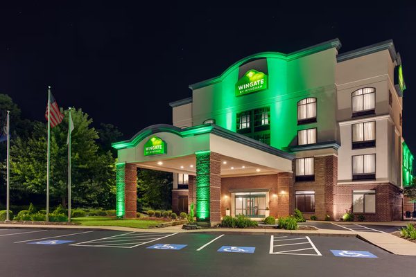 Wingate by Wyndham Louisville East — Property