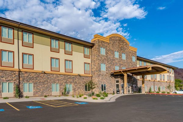 Wingate by Wyndham Moab Moab Utah — Property