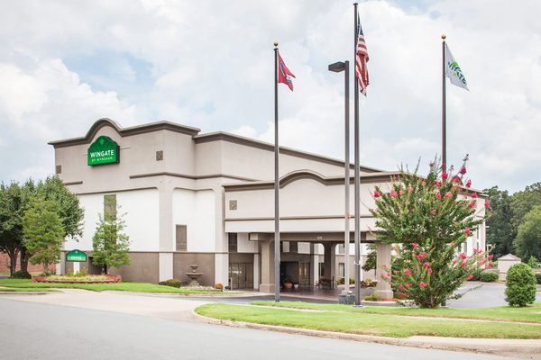 Wingate By Wyndham North Little Rock — Property