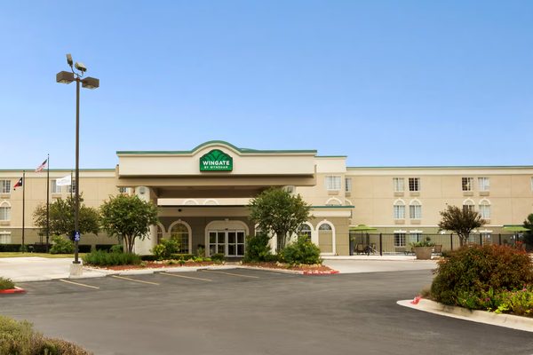 Wingate by Wyndham San Marcos — Property