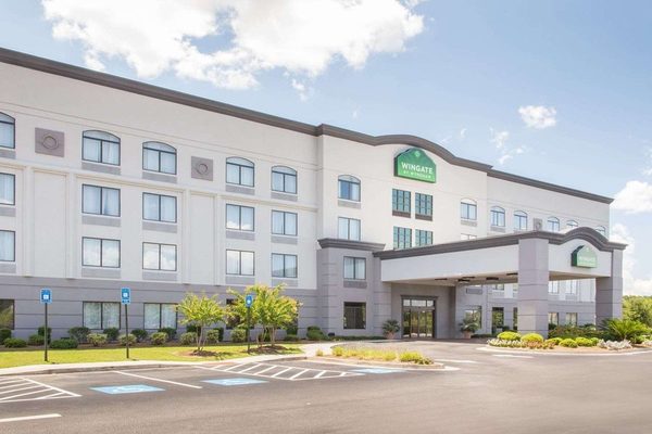 Wingate by Wyndham Savannah Airport — Property
