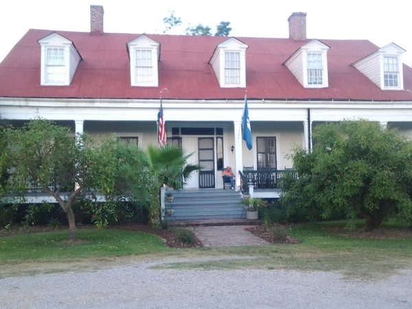 Woodland Plantation A Country Inn Port Sulphur Louisiana — Property