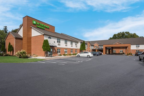 Wyndham Garden Galena Hotel Day Spa Galena Illinois — Property