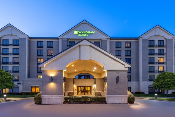 Wyndham Garden Kansas City Airport — Property