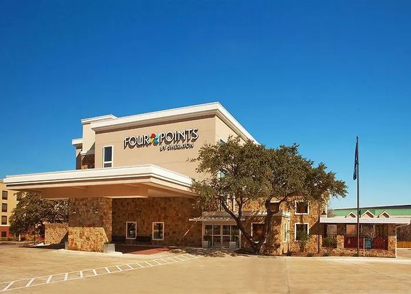 Wyndham Garden San Antonio Airport — Property