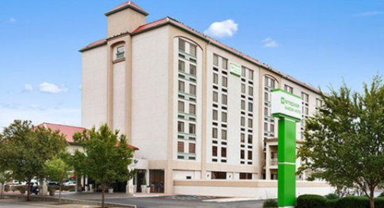 Wyndham Garden Wichita Downtown — Property