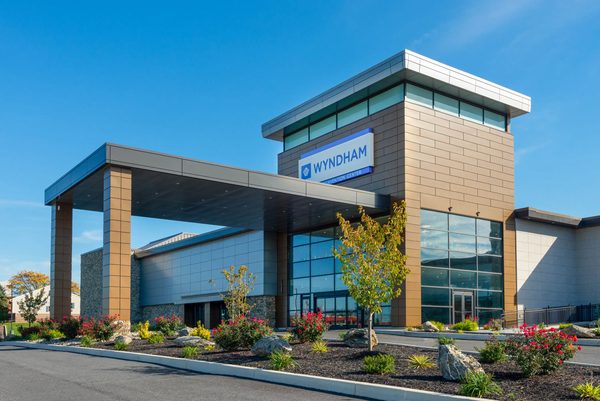 Wyndham Lancaster Resort and Convention Center — Property