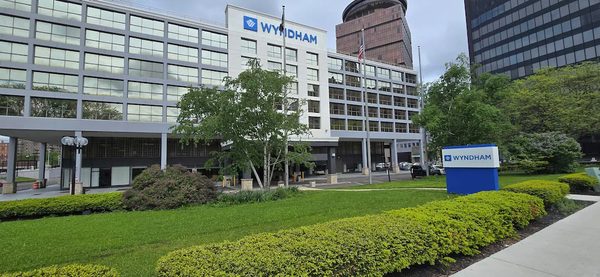 Wyndham Rochester Downtown — Property