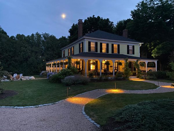 Yellow House Inn — Property