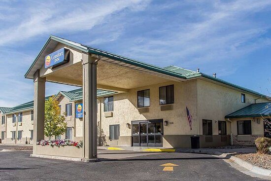 Yellowstone River Inn Suites — Property