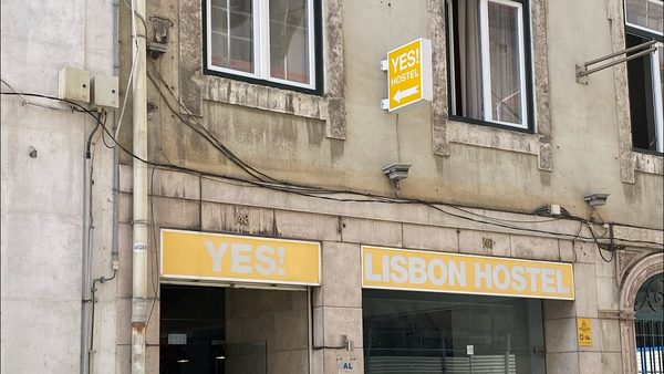 Yes Lisbon Hostel — Property