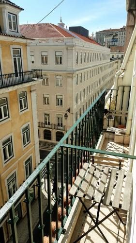 Yes Lisbon Hostel — Property
