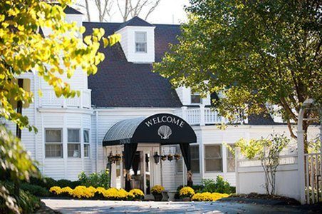 York Harbor Inn — Property