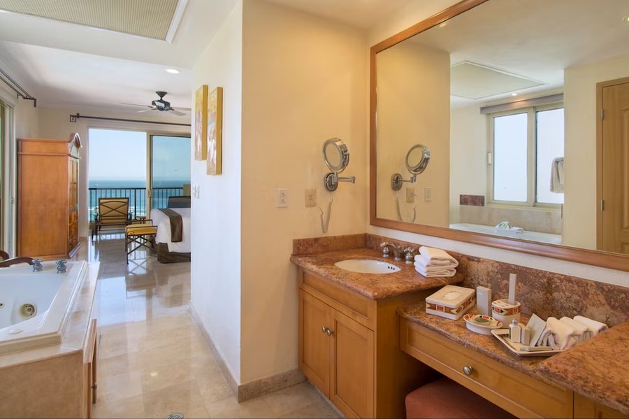 1 Homes Preview Cabo — Bathroom