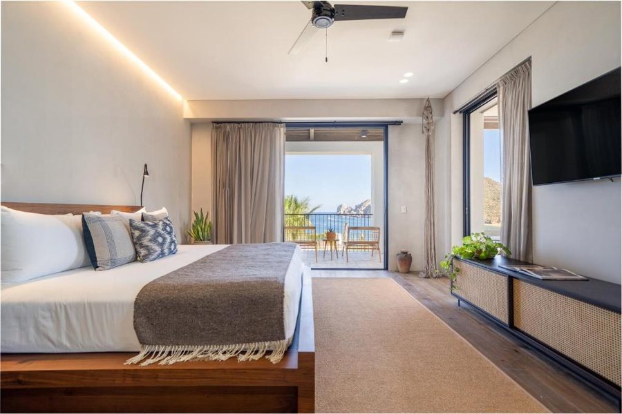 1 Homes Preview Cabo — Guest room