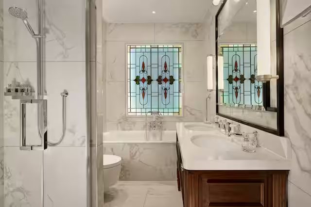 100 Queen s Gate Hotel London Kensington Curio Collection By Hilton — Bathroom