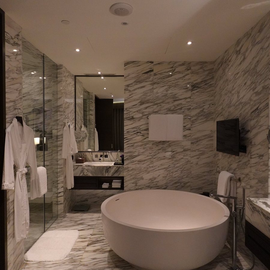 137 Pillars Suites Residences Bangkok — Bathroom