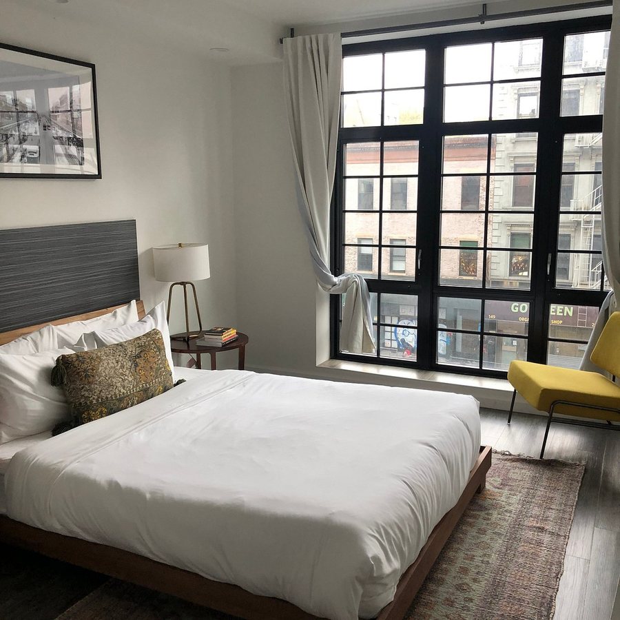 138 Bowery New York City New York — Guest room