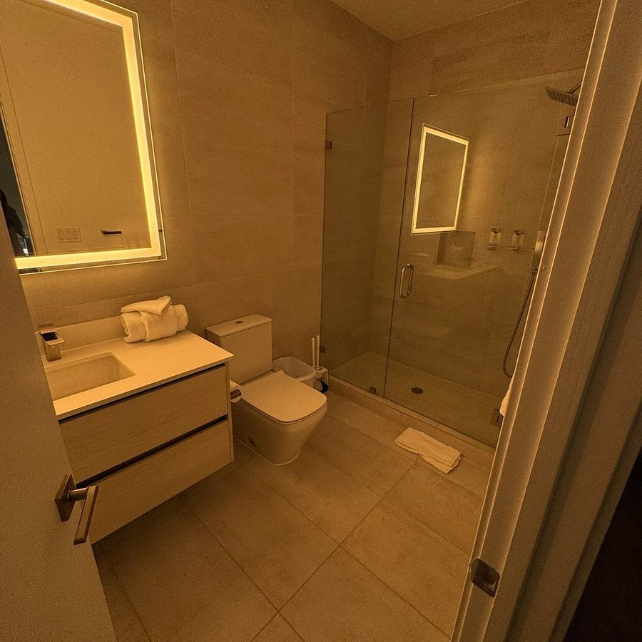17WEST Apartments by Stay Hospitality Miami Beach Florida — Bathroom