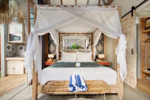 18 Suite Villa Kuta — Guest room