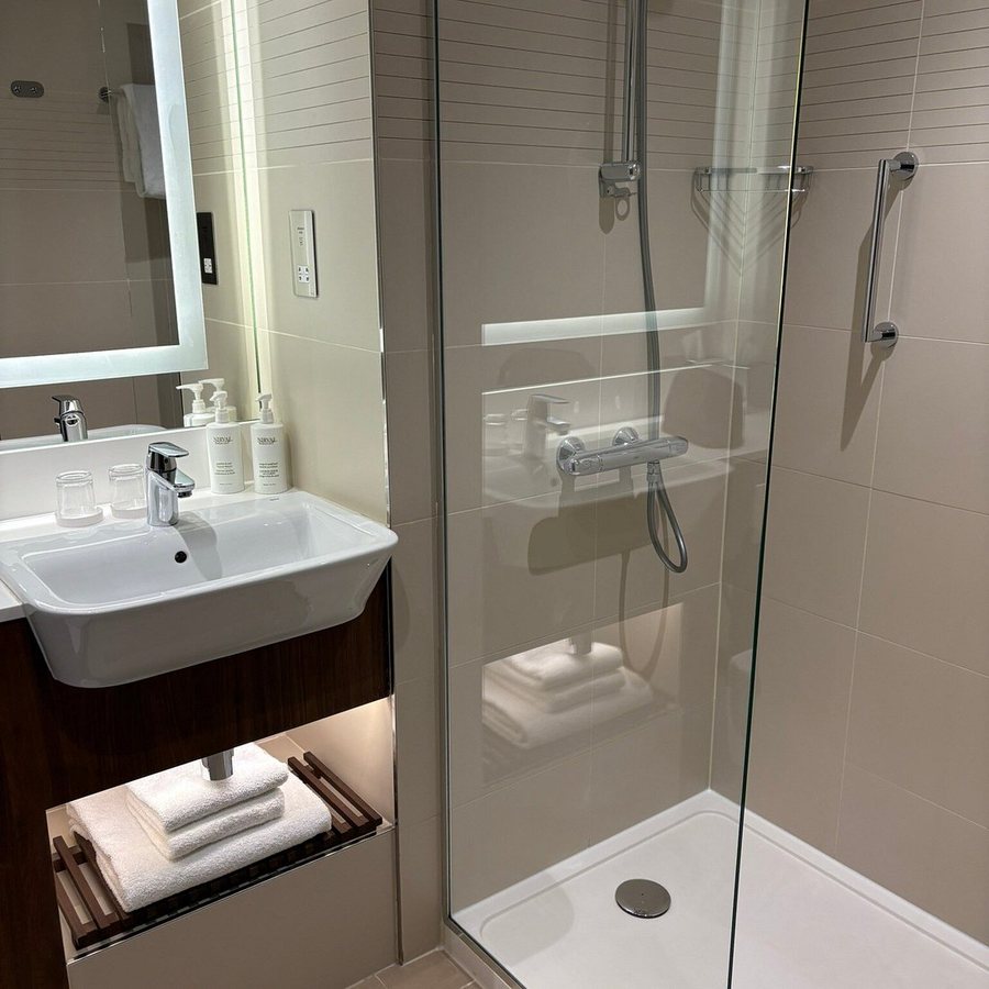 21212 — Bathroom