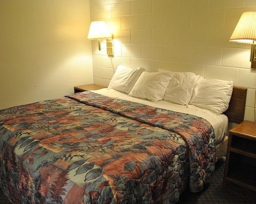 4 Winds Motel — Guest room