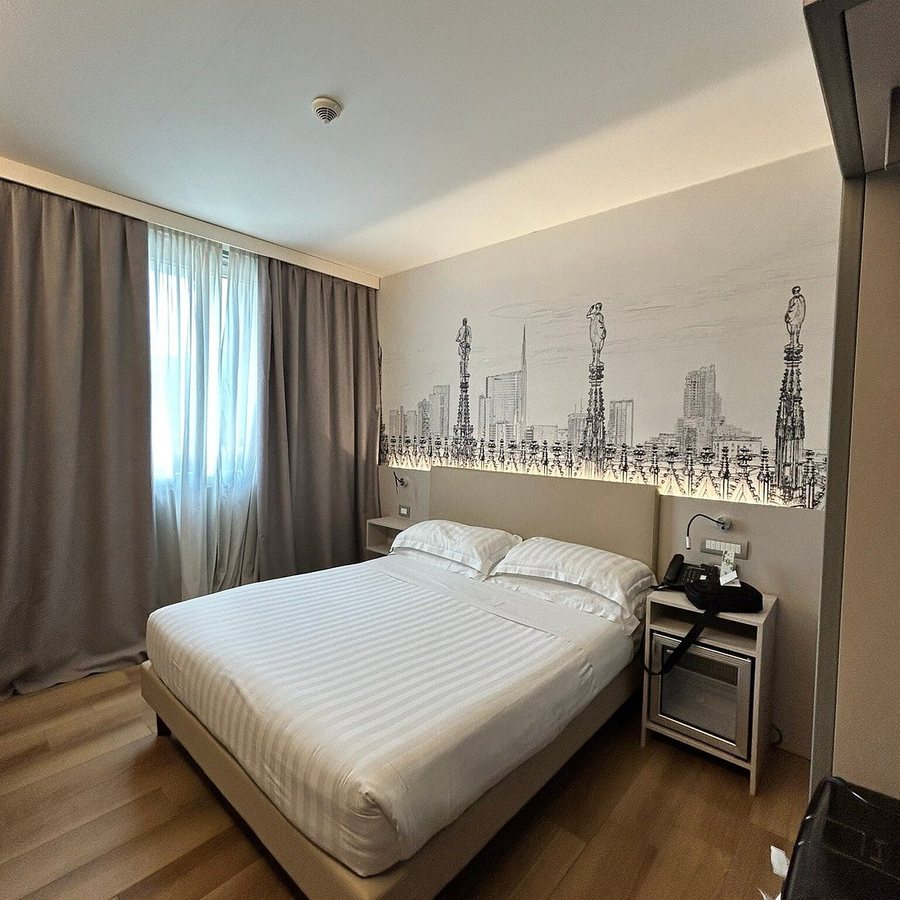 43 Station Hotel — Guest room