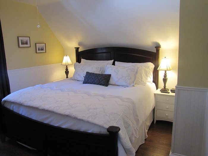5 Ojo Inn Bed and Breakfast — Guest room