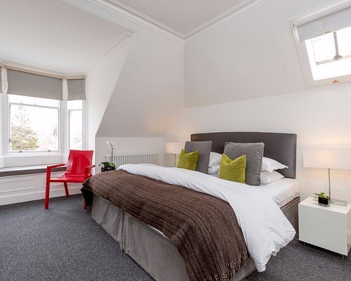 94DR — Guest room