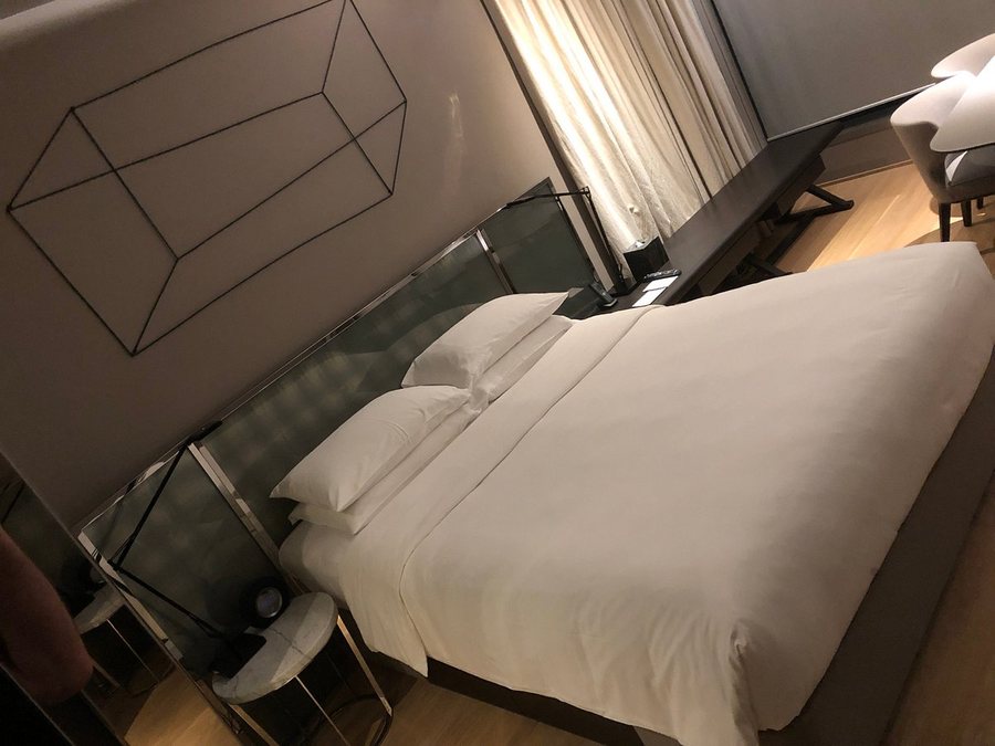 99 Bonham — Guest room